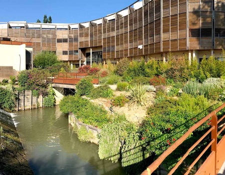 Vivez une parenthèse intimiste à l'Île du Gua, avec dîner et bains à remous privé inclus - 4* - Aude - Narbonne, Languedoc Roussillon - Image 5