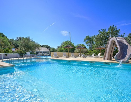 Flower Camping Le Fondespierre 3* - 5