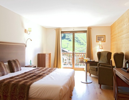 Hôtel Le Chamois 4*
