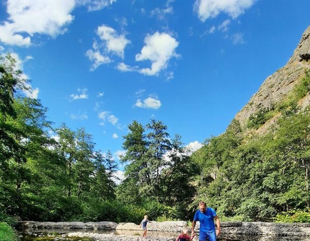 Camping Ushuaïa Villages Le Viaduc, 3* - Ardèche - Arlebosc, Auvergne - Image 1