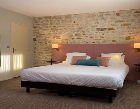Luxe et détente avec bain balnéo privatif en chambre à Quimper - 4* - 4