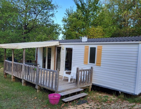 Camping des Bastides, 4* - 5