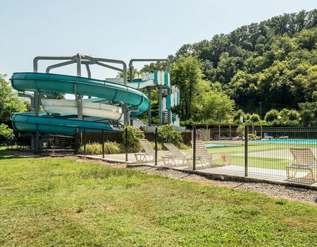 Flower Camping L'Echo du Malpas, 4* - 5