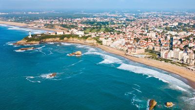 Du Pays basque à Bordeaux - Gastronomie au pied des Pyrénées et croisière découverte Bordeaux et sa région (formule port/port) - Pyrénées Atlantiques - Biarritz, Atlantique Sud - Image 1