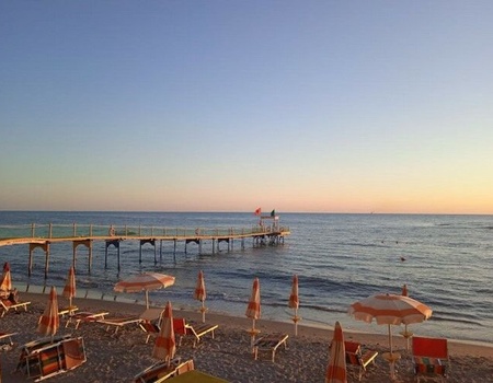 Hôtel Aragosta hotel & Restaurant 4*