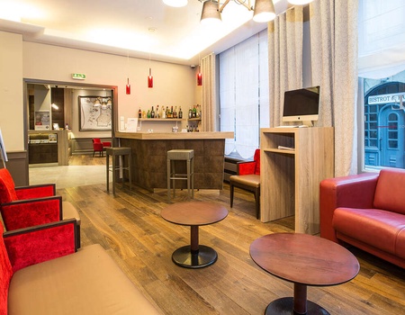 Escapade avec accès au parcours gymnastique dans l'eau des thermes marins de Saint-Malo - 3* - 4