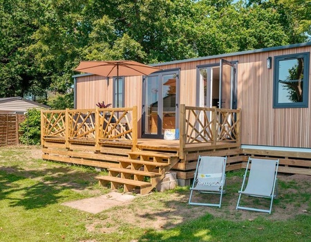 Flower Camping La Hallerais 4* - 5