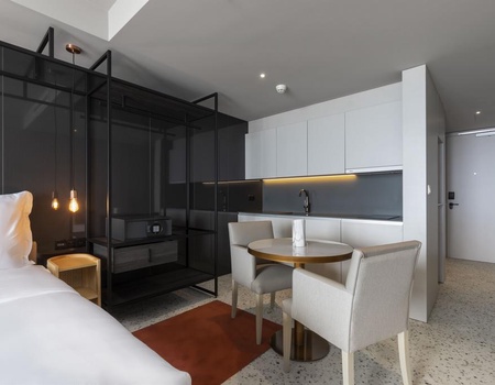 Hôtel NEXT - by Savoy Signature 4* - 5