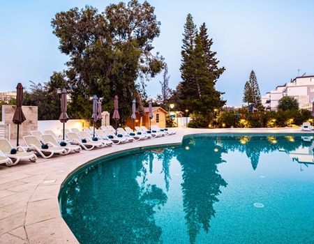 Hôtel Urban Valley 4*