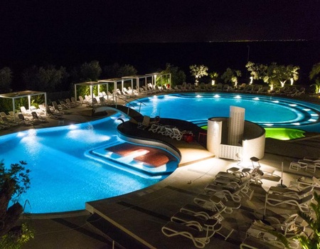 Camping Villaggio Baia Del Monaco, 4* - 5