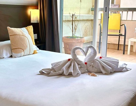 Escapade romantique avec champagne au port du Cap d'Agde - 3* - 1