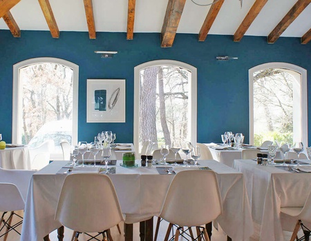 Week-end gourmand avec 1 dîner par séjour au pied du mont Ventoux - 3* - Image 1