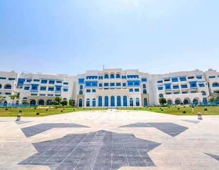 Hilton Salwa Beach Resort & Villas 5* - 4