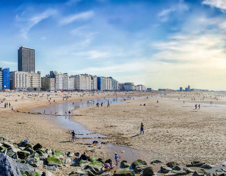 Profitez de la plage sur la côte belge 3*