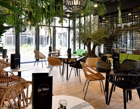 Séjour tout inclus : Massage, spa et Dîner à Louvain-la-Neuve - 4* - Louvain, Belgique - Image 3