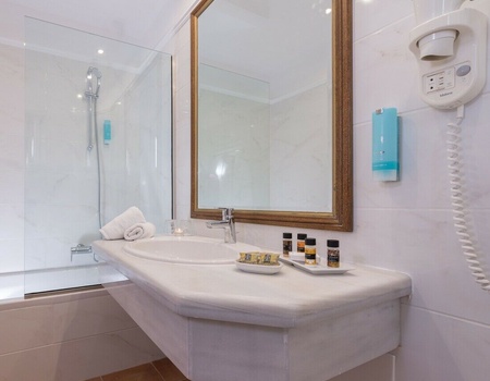 Hôtel Alexander Beach and Village 5* - 5