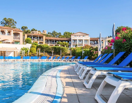 Résidence Pierre & Vacances Les Parcs de Grimaud 3* - Grimaud, Côte d'Azur - Image 1