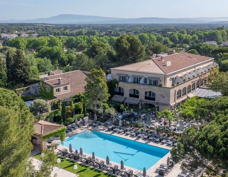 Escapade Romantique avec dîner et soins à Saint-Rémy-de- Provence - 5* - 1