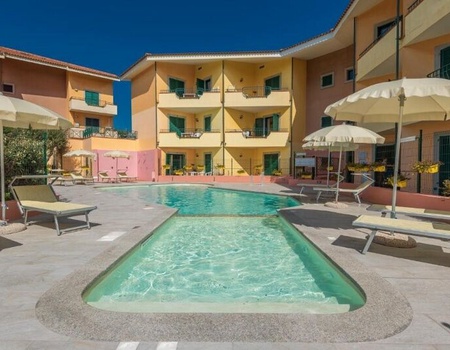 Hôtel Residence I Mirti Bianchi 4* - Italie, Bassin Méditerranéen - Image 1