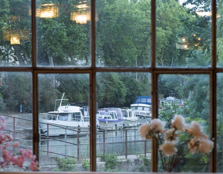 Vivez une parenthèse intimiste à l'Île du Gua, avec dîner et bains à remous privé inclus - 4* - Aude - Narbonne, Languedoc Roussillon - Image 2