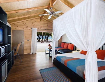 Meeru Island Resort & Spa 4* - 5