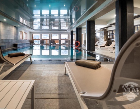 MGM Hôtels & Résidences Le Roc des Tours 4*