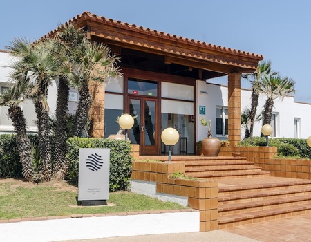 Hôtel AluaSun Mediterráneo 3* - Image 2