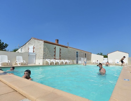 Camping Le Pavillon Bleu, 3*