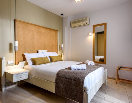 Hôtel Caldera Village 4* - 5