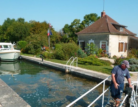 Croisière au coeur de la Bourgogne et de la vallée du Doubs, entre Grands Crus et cités remarquables (formule port/port) - Besançon, Nord & Est - Image 5