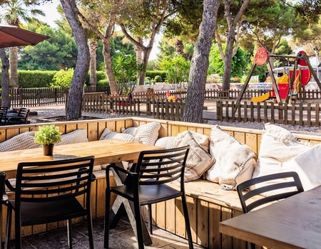 Camping El Garrofer, 4* - 5