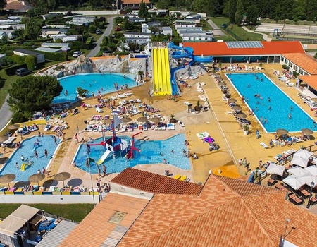 camping Les Charmettes - Funpass non inclus, 4* - 3