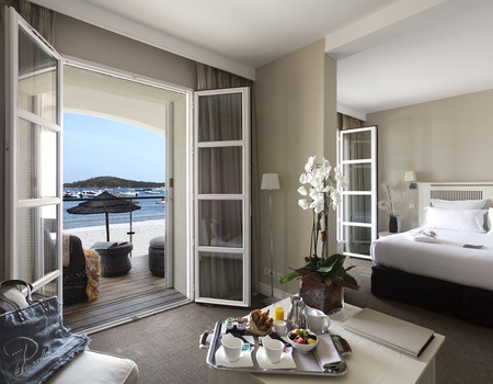 Hôtel Le Pinarello 4* (vol régulier ) - 2