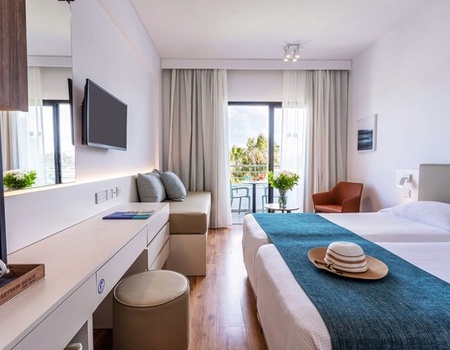 Hôtel Louis Phaethon Beach 4* - 3