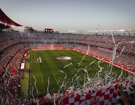 Match foot Sevilla FC - Saison 2025-2026 avec hôtel 4* - 2