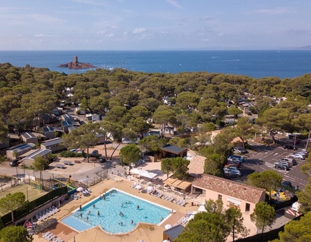 Camping Yelloh Village la Plage du Dramont, 4*