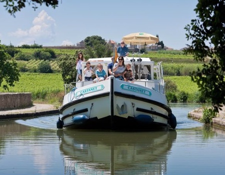 Canal du Midi en bateau sans permis : L'Aude au fil de l'eau