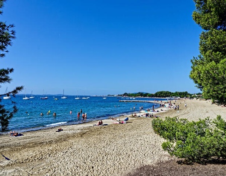 Camping maeva Escapades Parc Valrose 4* - La Londe les Maures, Côte d'Azur - Image 2