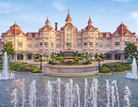 Disneyland® Hotel : Train + Hôtel + Billets - 1
