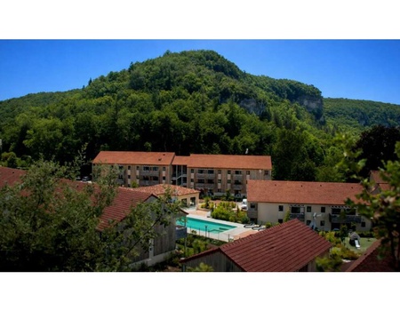 Séjour au sein d'un décor de cinéma en Périgord Noir, tout près de Sarlat (2 nuits) - 3*