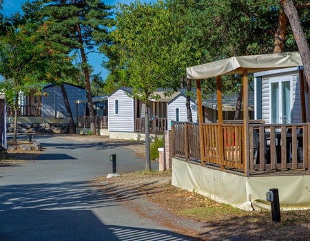 Camping Paradis La Pinède, 4* - 5