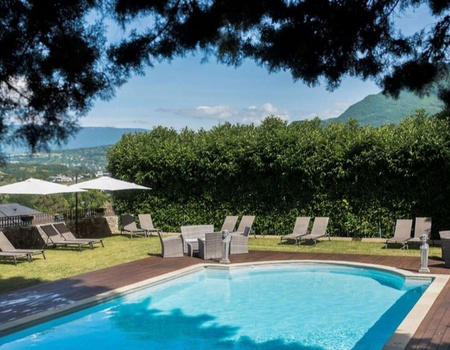 Douceur et élégance pour un séjour royal près de Chambéry - 3* - Savoie - Challes-les-Eaux, Alpes du Nord - Image 3