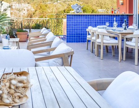 Weekend Romantique dans un village provençal aux portes de Cannes - 3* - 4