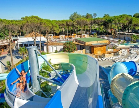 Camping Le Castellas, 4* - 5