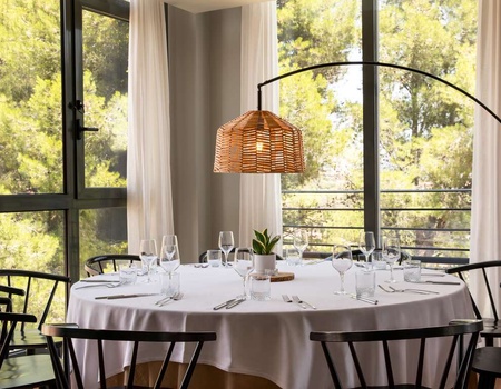 Escapade romantique : dîner aux chandelles, accès au spa et cava à Barcelone - 4* - 4