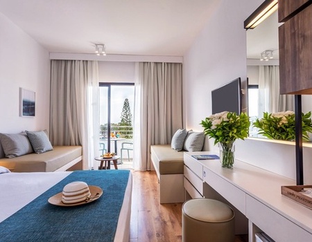 Hôtel Louis Phaethon Beach 4* - 4