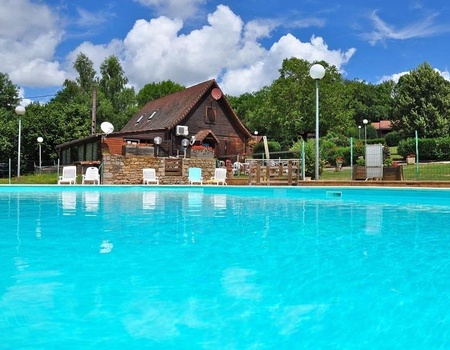 Camping Les Chalets de Thegra, 3*