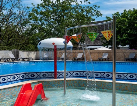 Camping Au Soleil d'Oc, 4* - 5