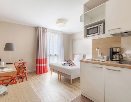 Appart City Confort Bordeaux Chartrons 3* : Logement + Train - Gironde - Bordeaux, Atlantique Sud - Image 1