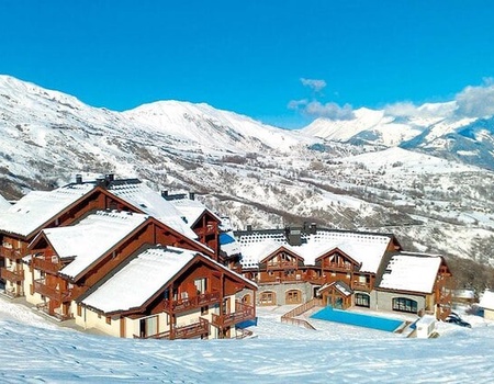 Le Corbier - Les Alpages du Corbier - Formule Remontées mécaniques et matériel de ski